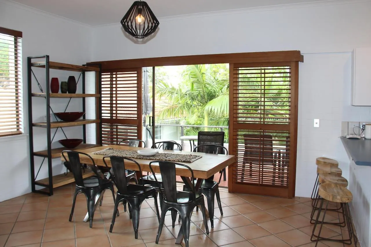 Haven On Noosa Hill - Sunset Views, Pools, Spa 0*, Нуза Хедс Австралия