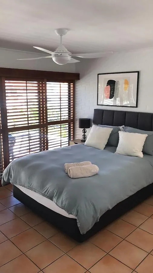 Haven On Noosa Hill - Sunset Views, Pools, Spa Апартаменты Нуза Хедс